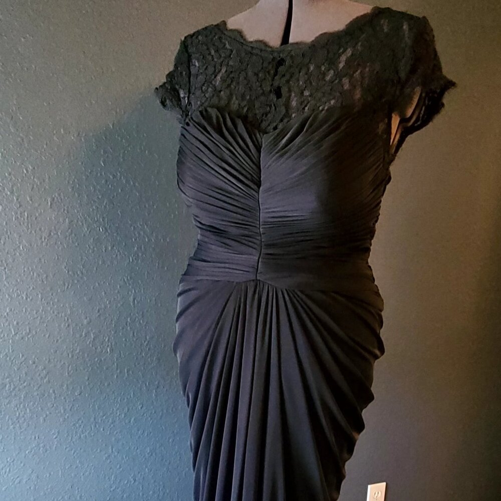 Adrianna Papell Short-Sleeve Illusion Lace Pleat Gown Sz 14 Navy